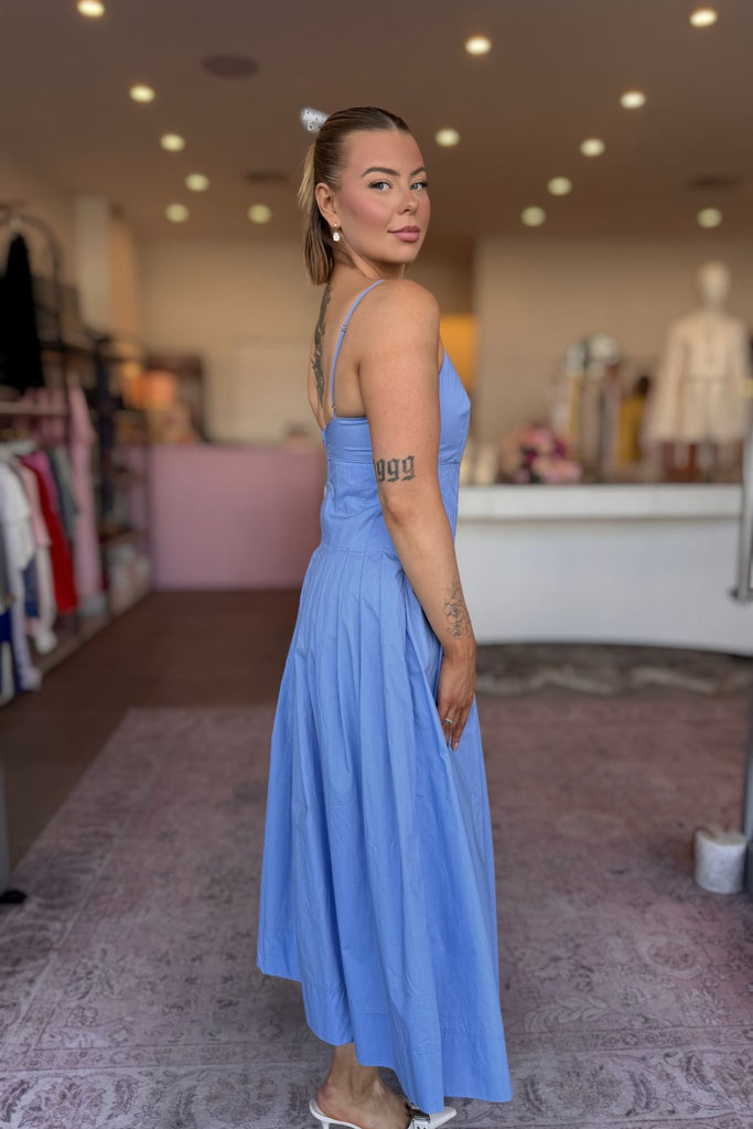 AVALON SQUARE NECK MIDI DRESS - THEPINK