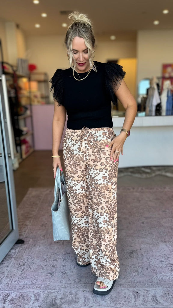 HOLLY RUFFLE SLEEVE TEE - THEPINK