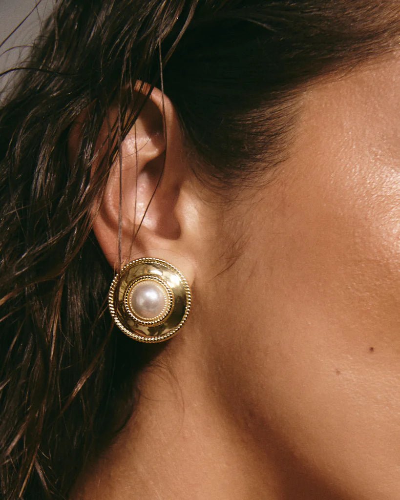 PEARL STATEMENT STUDS - THEPINK